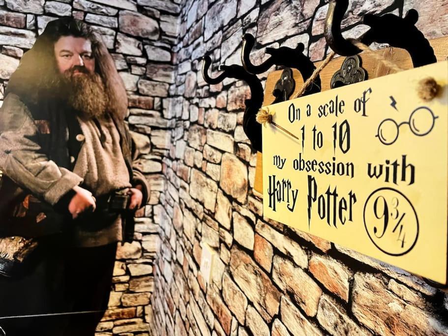 왓퍼드 Hagrid'S Hut 아파트 외부 사진
